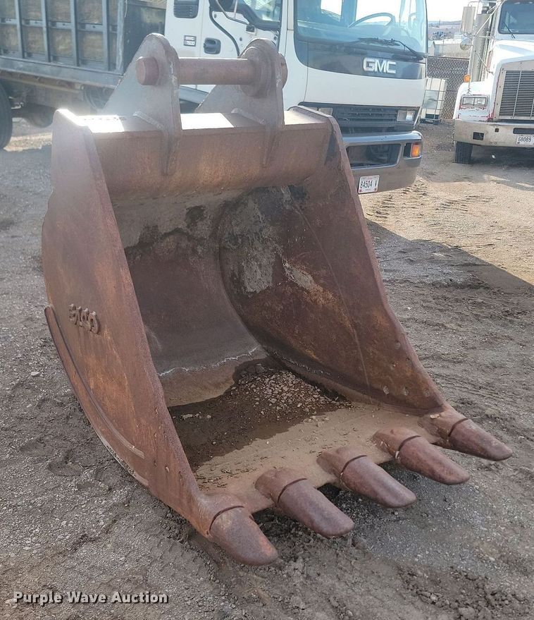 Esco excavator bucket - LA9695