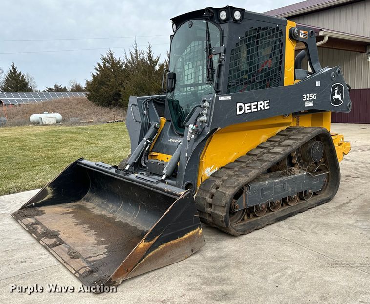 2021 John Deere 325G tracked skid steer loader - NU9302