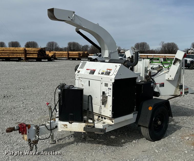 2013 Altec CFD1217 wood chipper - OJ9477