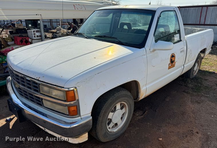 1993 Chevrolet C1500 pickup truck - DK6788