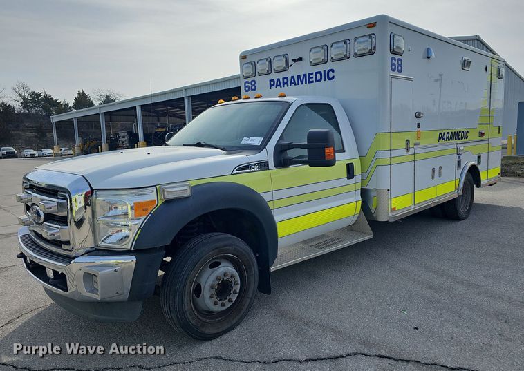 2012 Ford F450 Super Duty XLT ambulance - DM1549