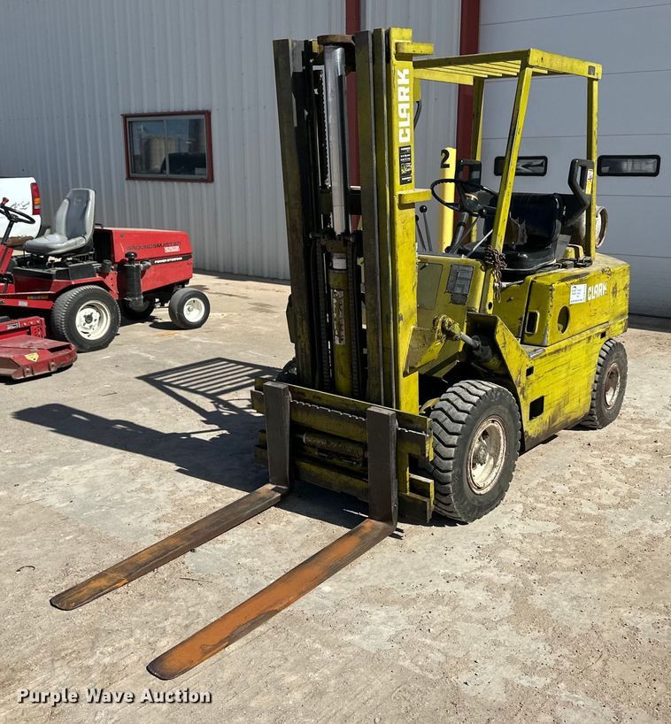 Clark C500-Y50 forklift - DM2703