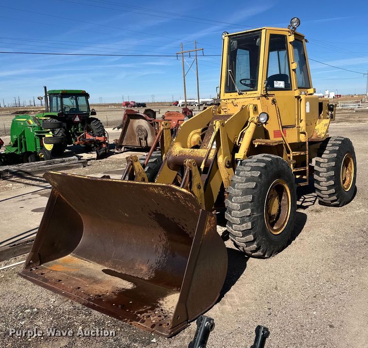 1982 Caterpillar 930  wheel loader - DQ1586
