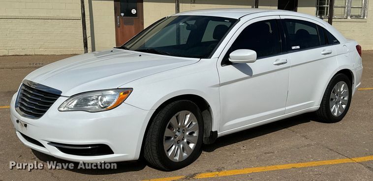 2014 Chrysler  200  - NU9441