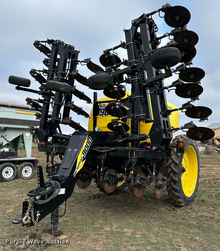 2021 Ag Spray Equipment  9000 Series liquid fertilizer applicator - DQ6721