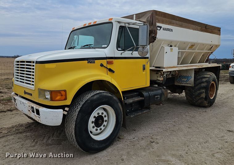 1995 International  4900 applicator truck - EI3535