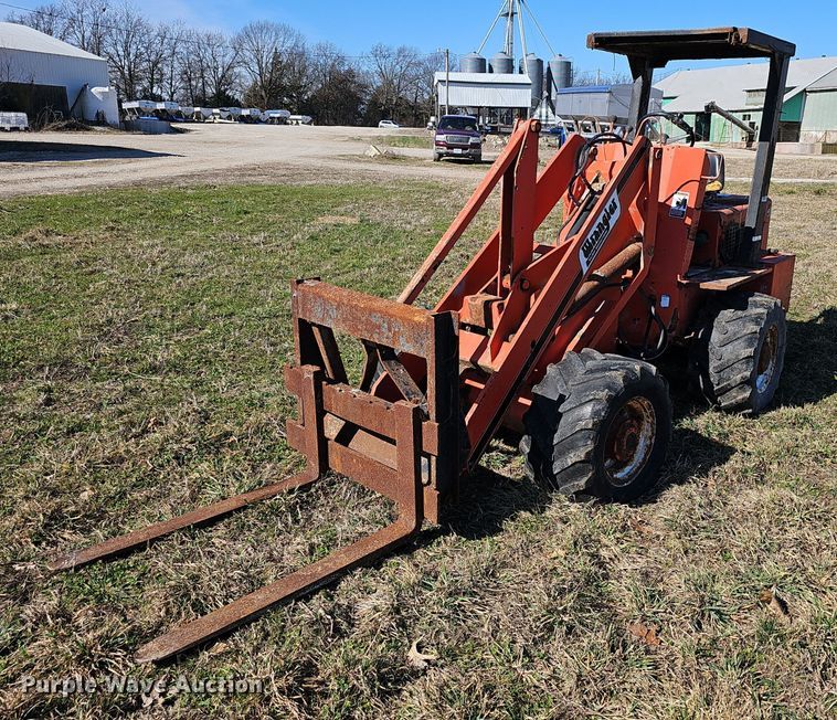 Willmar Wrangler wheel loader - EJ5908