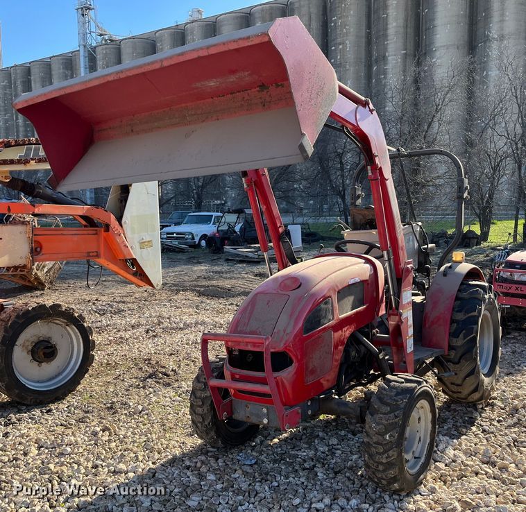 Mahindra  FS2542AUSIT MFWD tractor - JS9987