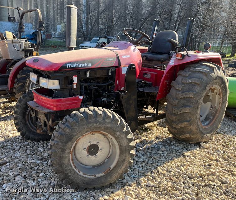 Mahindra  5545 MFWD tractor - JS9988