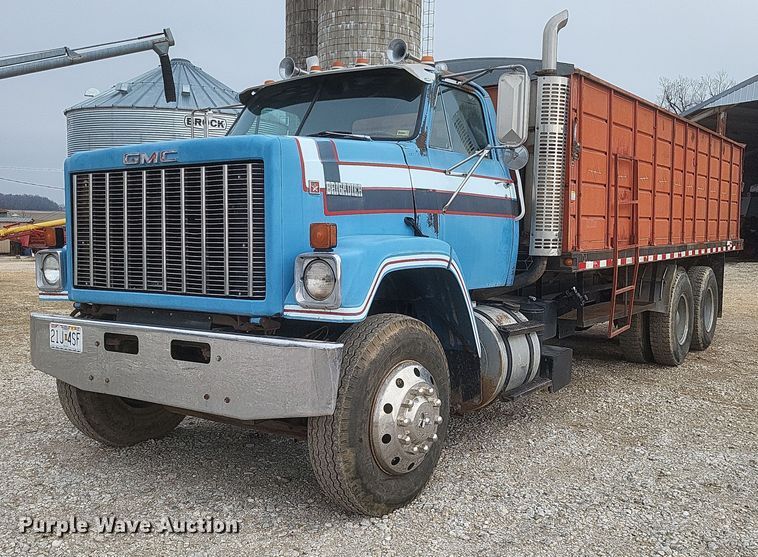 1978 GMC   Brigadier  grain truck - MI9967
