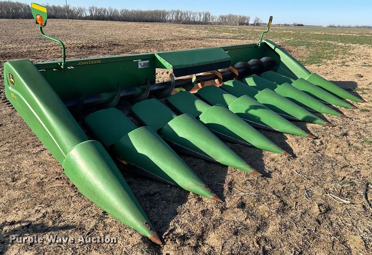 John Deere 893 corn head - NU9409