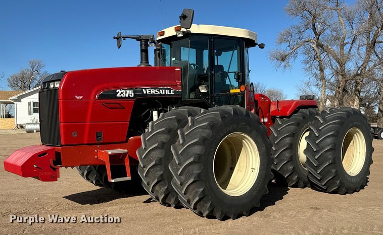 2014 Versatile 2375 tractor - NU9461