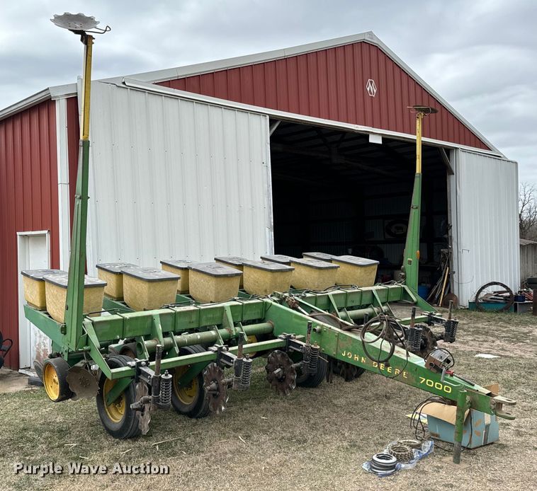 John Deere 7000 planter - NU9521