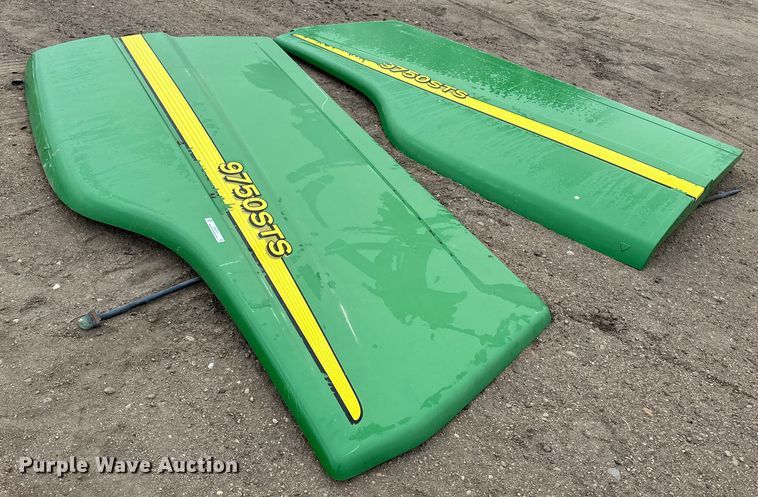 John Deere body panels - OA9711