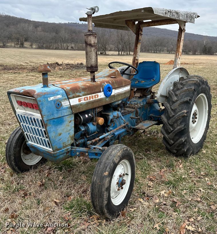 1971 Ford 3000 tractor - OM9872