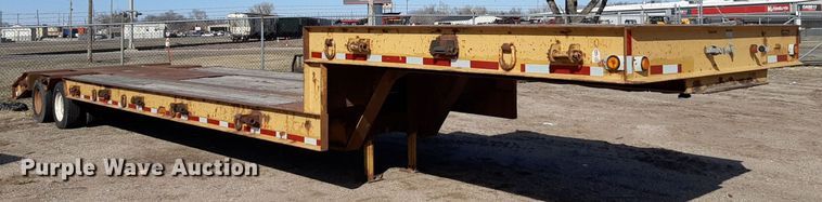2002 Neville  drop deck equipment trailer - DV9838
