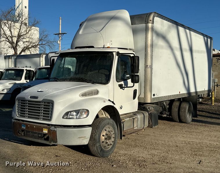 2017 Freightliner  Business Class M2 box truck - NF9333