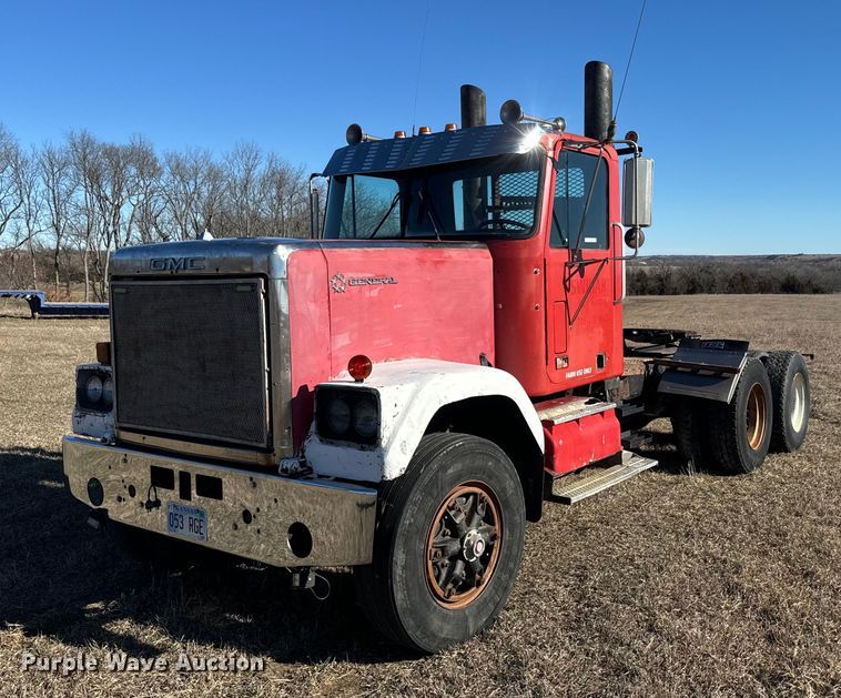 1980 GMC General semi truck - NF9350