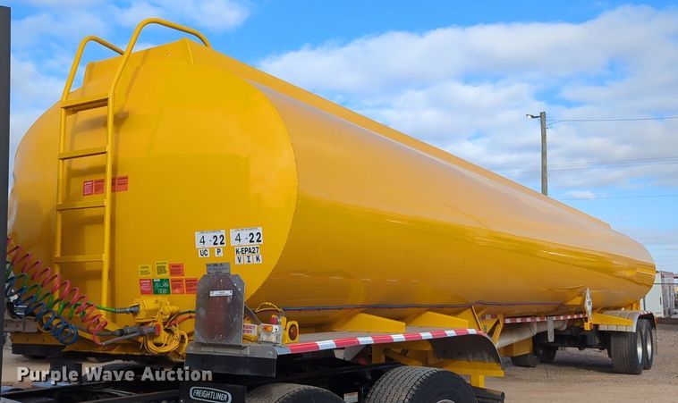 1997 Beall BAST-97-3-SB tank trailer - NZ9298