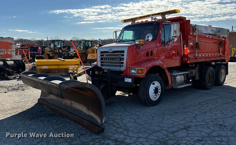 2005 Sterling LT7500 dump truck - DQ6214