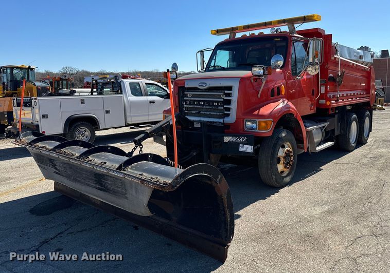 2006 Sterling LT7500 dump truck - DQ6222