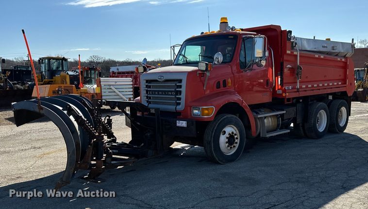 2005 Sterling LT7500 dump truck - DQ6224