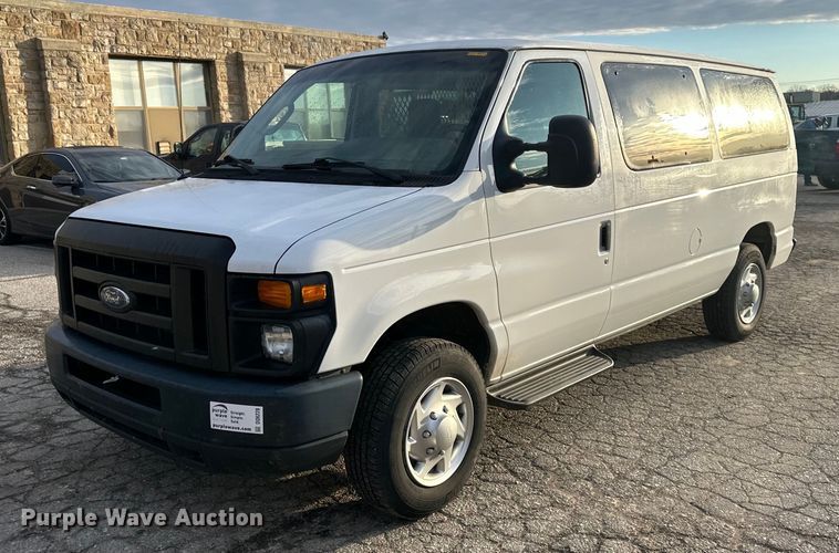 2011 Ford E150 van - DQ6228