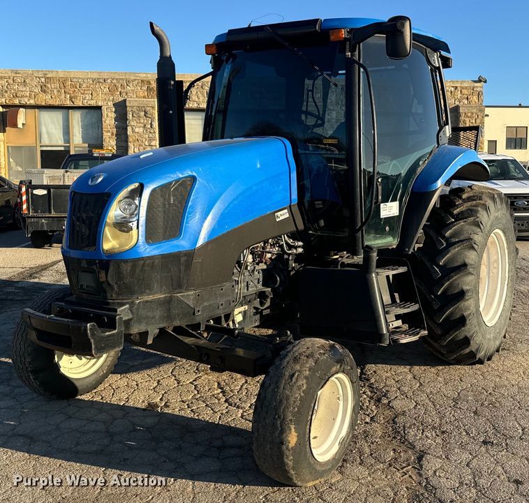 2006 New Holland TS110A tractor - DQ6252