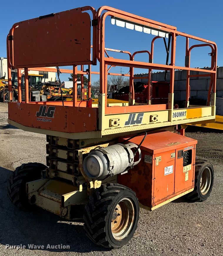 2008 JLG 260MRT scissor lift - DQ6261