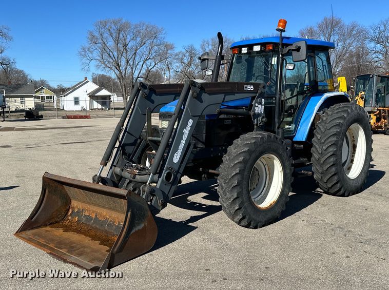 2006 New Holland TM-120 MFWD tractor - NJ9334