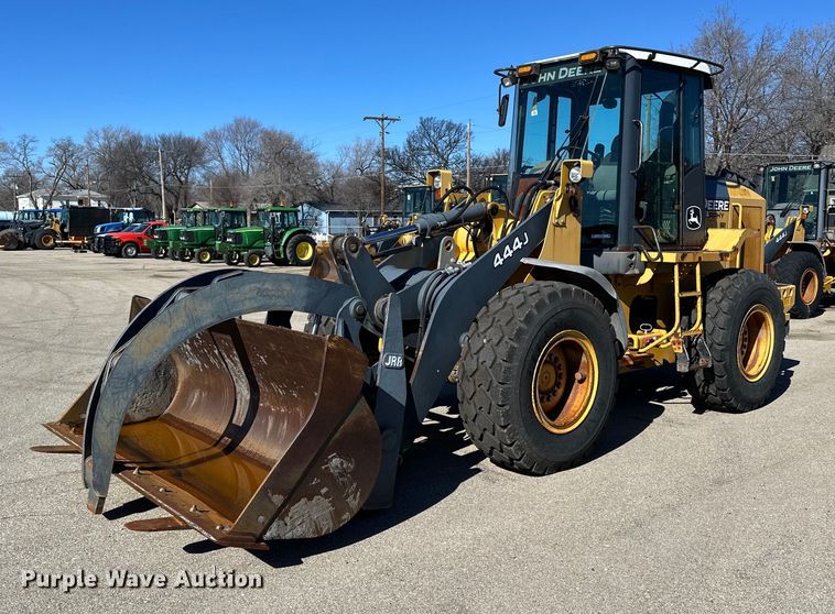 2005 John Deere 444J wheel loader - NJ9338
