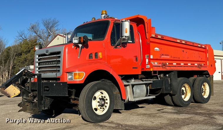 2006 Sterling LT7500 dump truck - NU9364