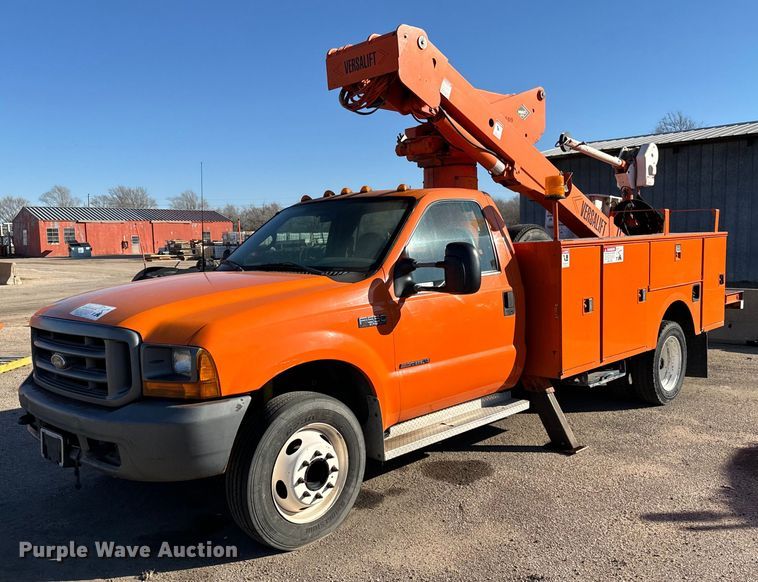 2000 Ford F550 bucket truck - NU9367