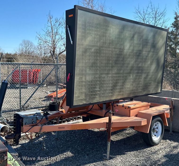 2007 Ver-Mac 1210 message board trailer - OJ9531