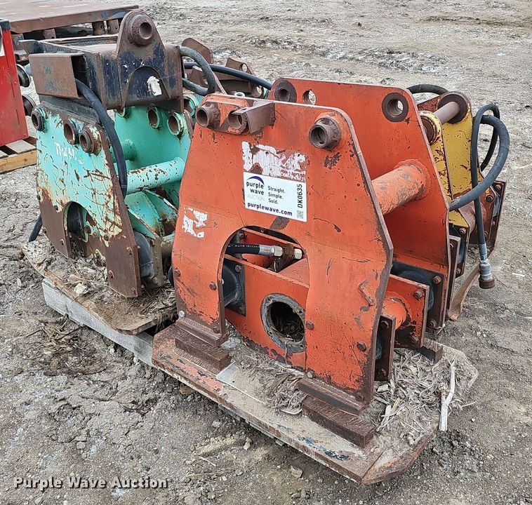 (4) plate compactors - DK0635