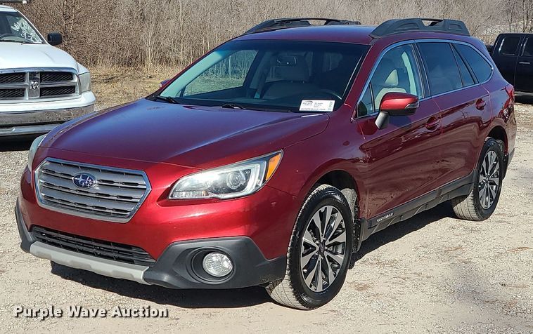 2015 Subaru Outback SUV - DR5261
