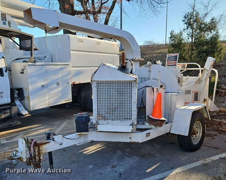 2008 Altec DC-1217 wood chipper - EI3573