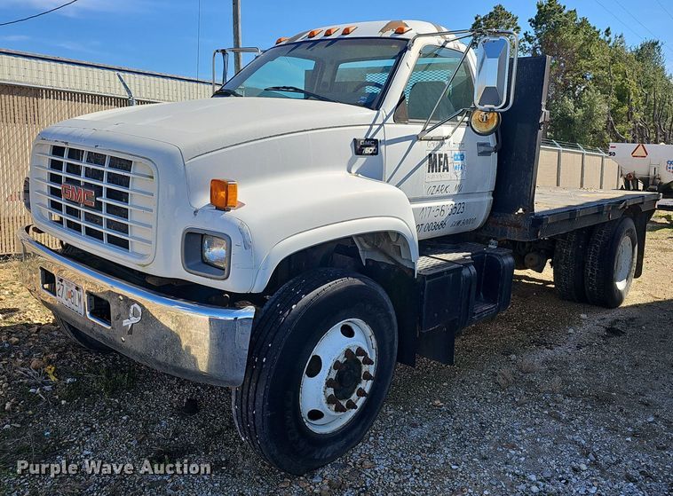 2000 GMC C7500 flatbed truck - EJ6023