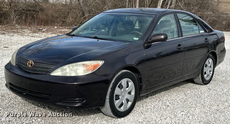 2002 Toyota  Camry LE  - EK4039