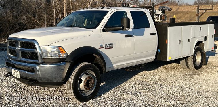 2017 Dodge  Ram 5500HD Crew Cab utility / service truck - EK4117