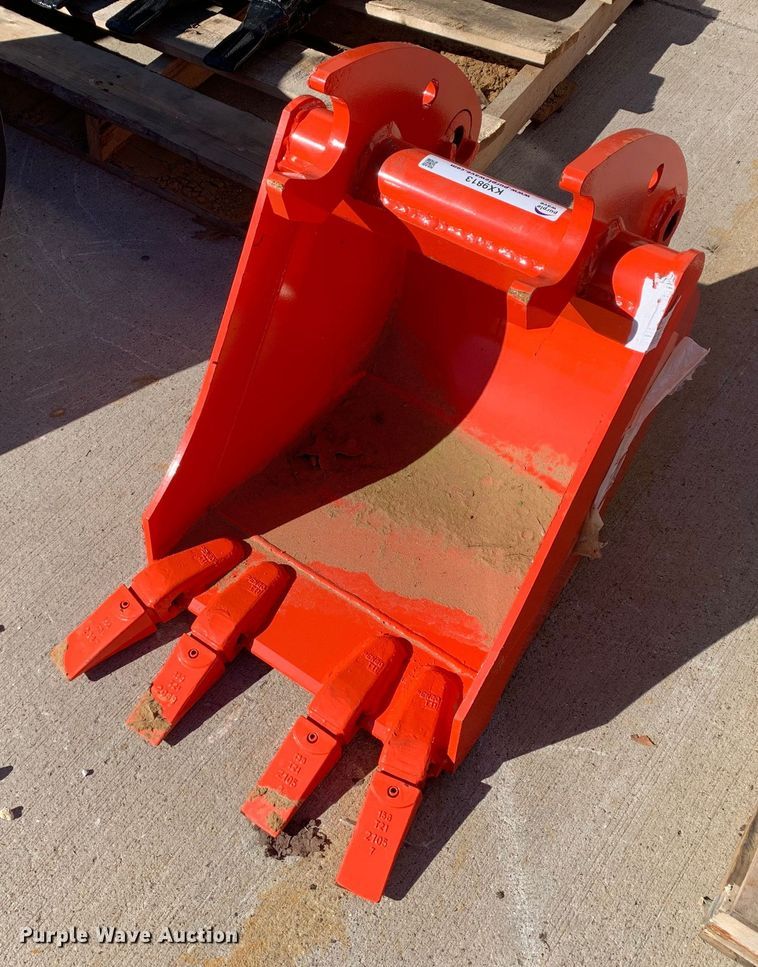 Kubota  BT4554 excavator bucket - KX9813
