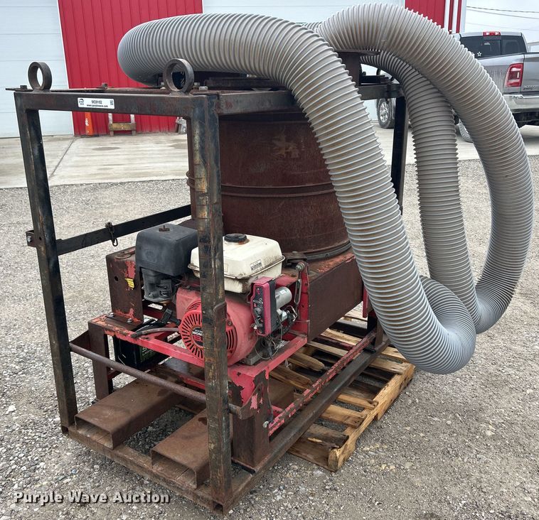Small square bale processor  - MO9192