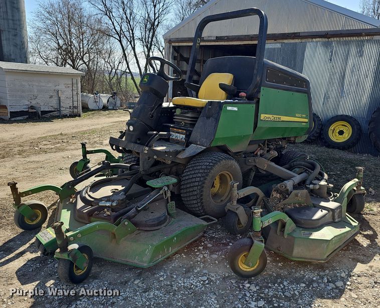 2007 John Deere 1600 series II lawn mower - NE9541