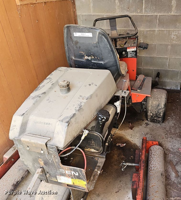 Jacobsen reel mower - NE9547