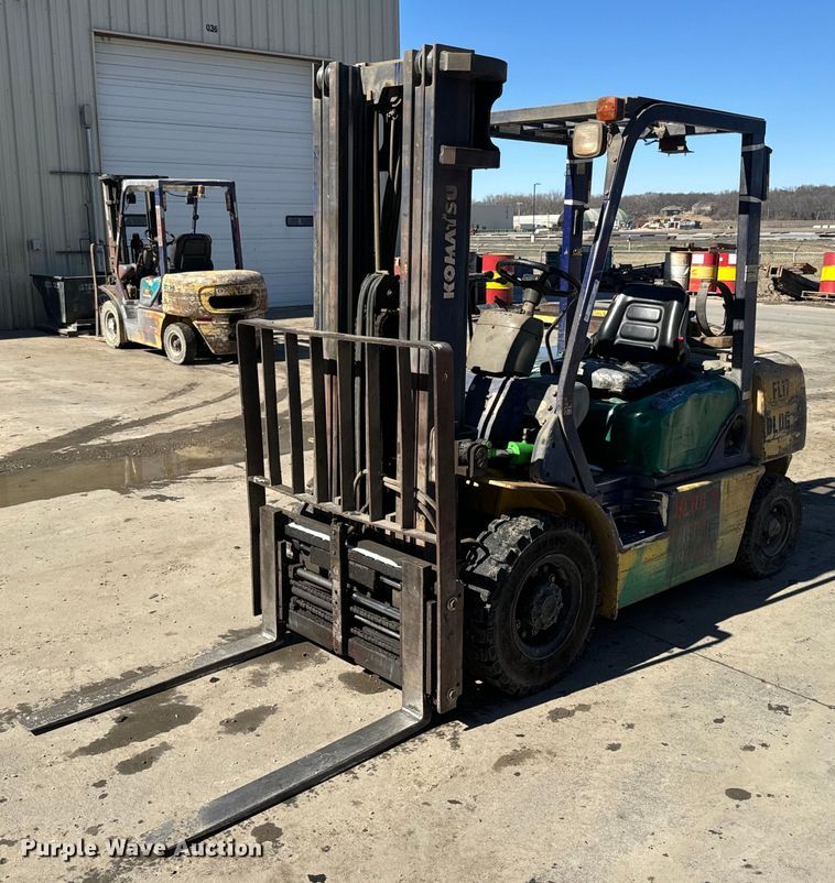 Komatsu forklift - NF9403