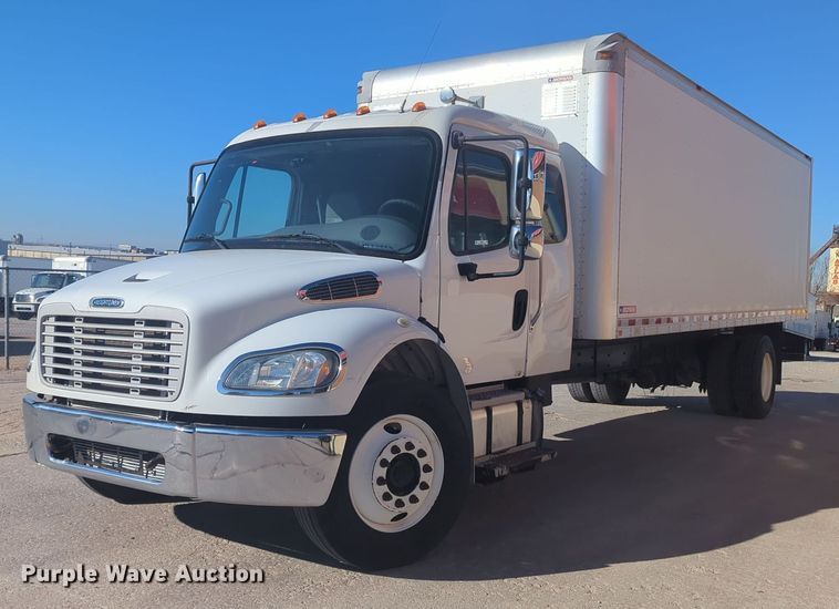 2016 Freightliner Business Class M2 box truck - NZ9303