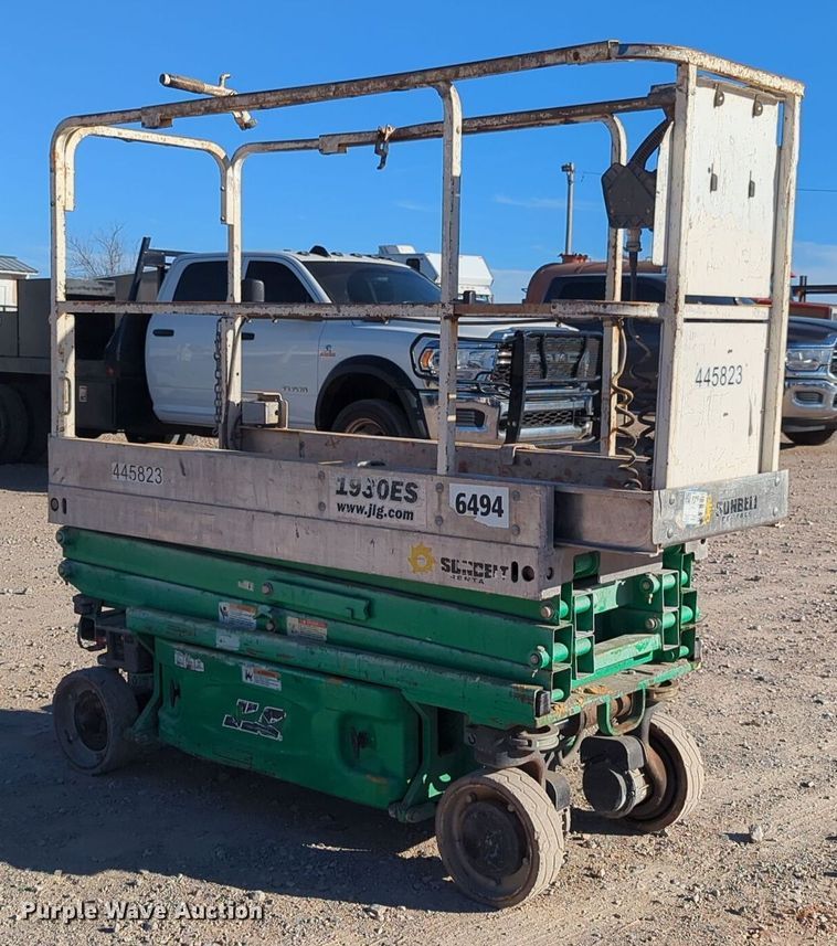 JLG 1930ES scissor lift - NZ9330