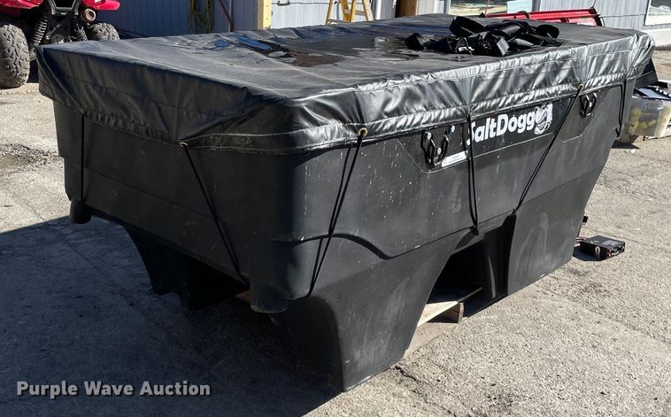 SaltDogg SHPE2000 spreader - OG9802