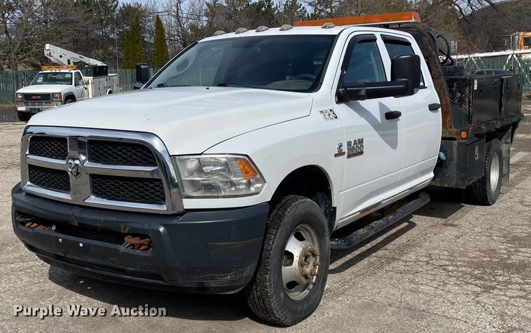2013 Dodge Ram 3500 HD Crew Cab utility bed pickup truck - OG9812