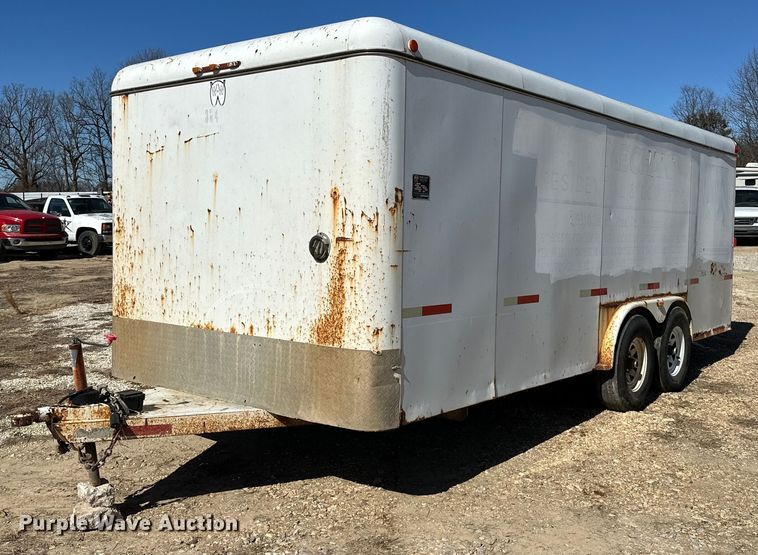2013 W-W  enclosed cargo trailer - OM9892